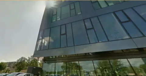 Вид на здание, где расположился офис онлайн-обменника БТЦБИТ